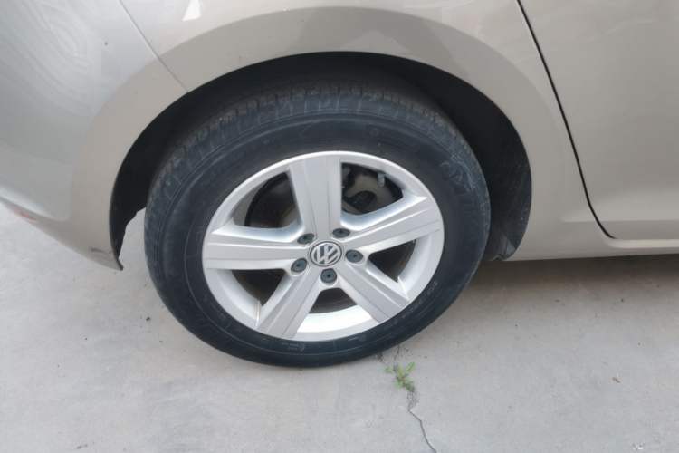 Used Volkswagen Golf 2016 230TSI Automatic Comfort Version Exterior 5