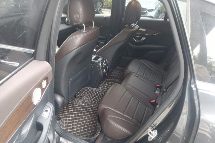 Used Mercedes-Benz GLC 2021 GLC 300 L 4MATIC Luxury Model Left Rear Seat