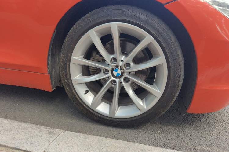 Used BMW Z4 2013 sDrive20i Leading Model