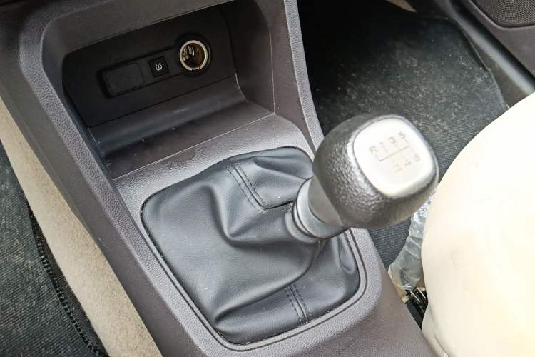 Used Wuling Hongguang 2021 1.5L Revised S Standard Version with Electric Power Steering LAR
