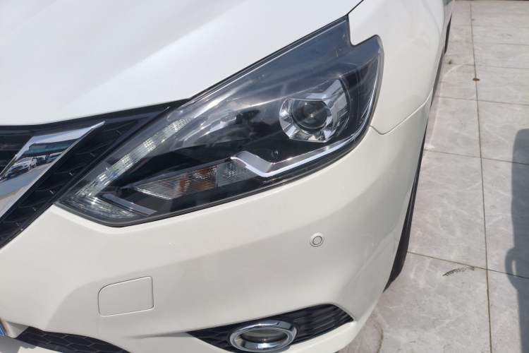 Used Nissan Sylphy 2018 1.6XV CVT Deluxe Edition Left Front Headlight