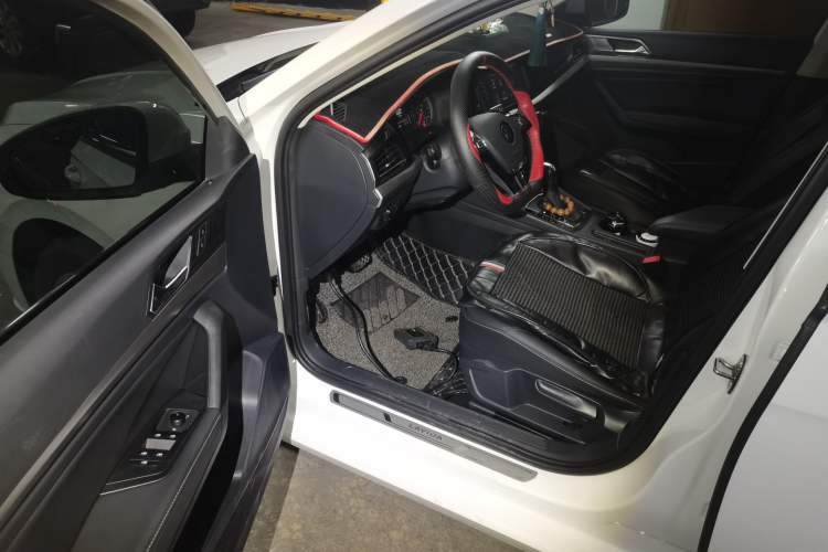 Used Volkswagen Lavida 2021 1.5L Automatic Comfort Edition Driver Seat