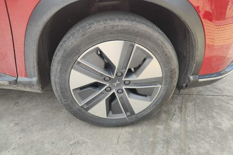 Used XPeng G3 2021 G3i 460G Right Front Wheel Hub