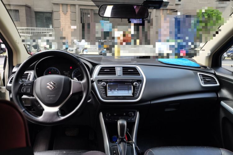 Used Suzuki S-Cross 2014 1.6L CVT Two-Wheel Drive Elite Version
