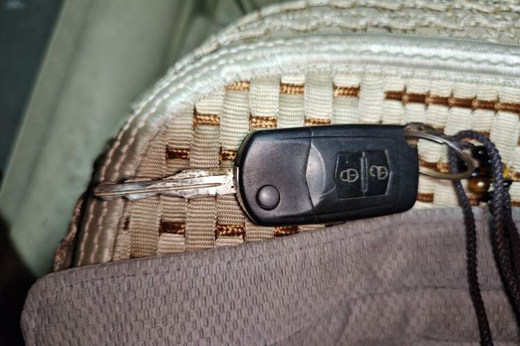 Used Bestune B50 2009 1.6 manual luxury version