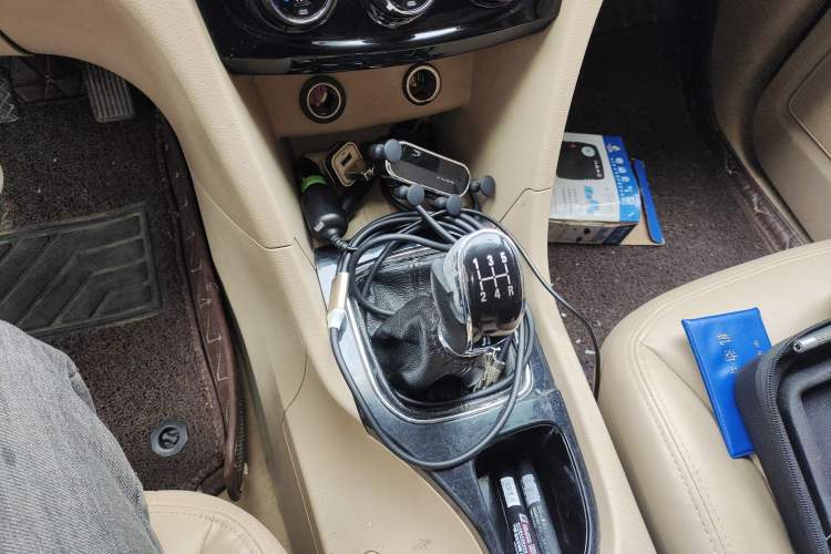 Used Baojun 730 2016 1.5L Manual Comfort Version 7 Seats China V Emission Standard