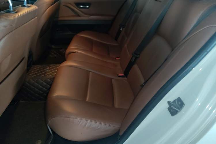 Used BMW 5 Series 2014 530Li Leading Model