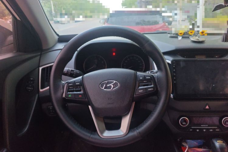 Used Hyundai ix25 2015 1.6L Automatic Two-Wheel Drive Smart GLS Trim Steering Wheel