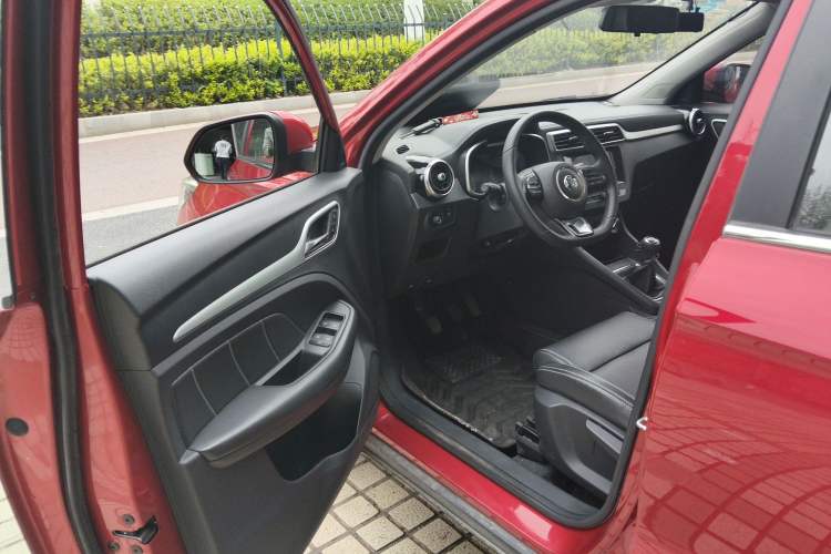 Used MG ZS 2018 1.5L Manual Elite Edition China V standard Driver Seat