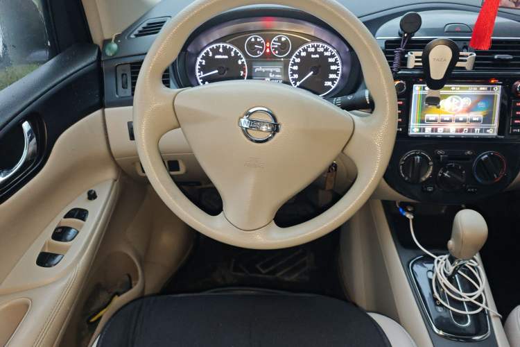 Used Nissan Tiida 2011 1.6L CVT Comfort Model Steering Wheel