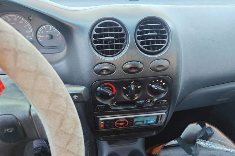 Used Baojun Lechi 2012 Revised 1.0L Manual P-TEC Standard Edition