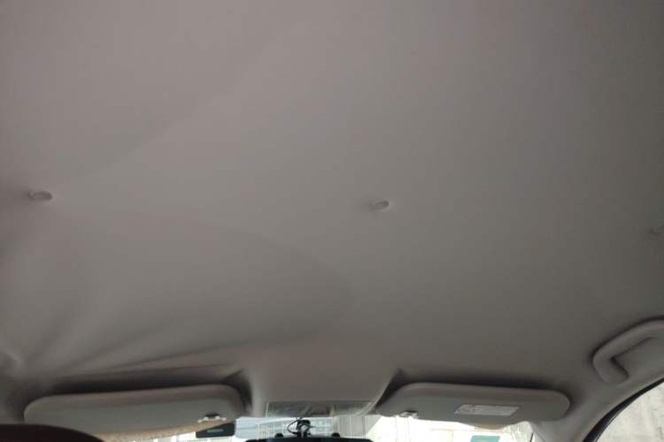 Used Haima V70 2016 2.0L Manual - Enjoyment Version 6 Seats