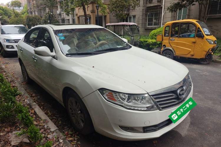 Used GAC Trumpchi GA5 2011 2.0L Automatic Elite Edition Front Right 45 Deg
