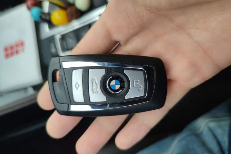 Used BMW 5 Series 2014 525Li Luxury Design Package
