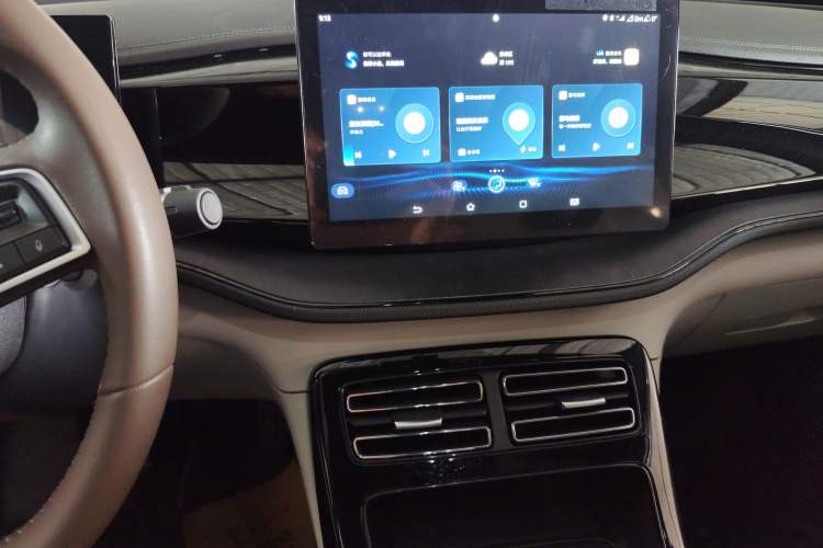 Used BYD Qin PLUS 2024 HONOR Edition DM-i 55KM Leading Model
