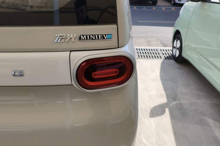 Used Wuling Hongguang MINIEV 2024 3rd Generation 215km Youth Edition