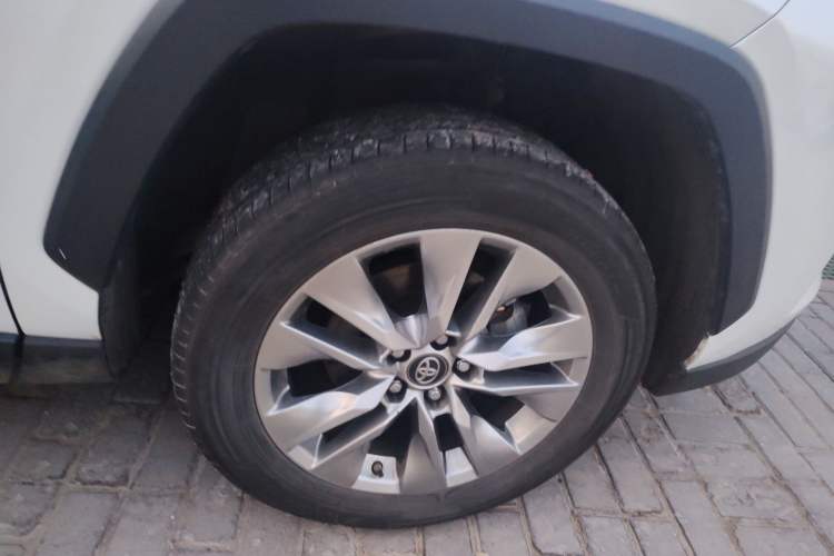 Used Toyota Wildlander 2022 2.0L CVT Two-Wheel Drive Leading Edition Right Front Wheel Hub