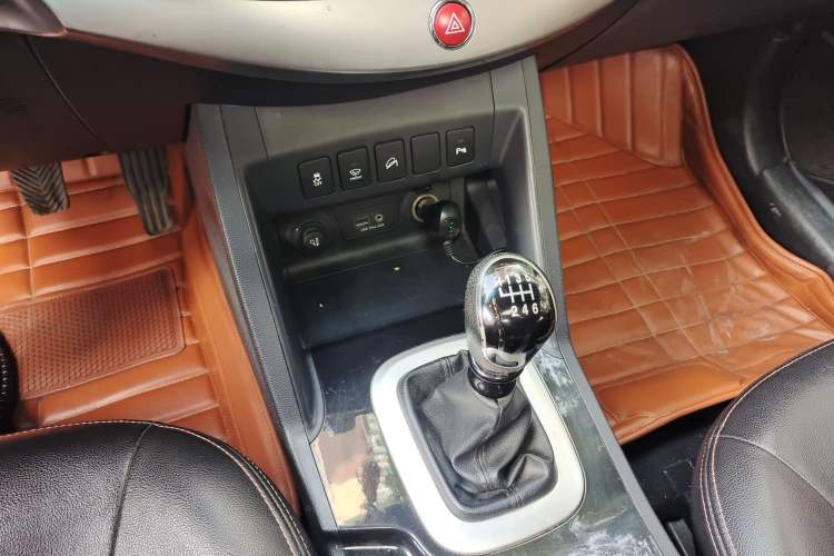 Used JAC Group Refine S5 2015 1.5T Manual Luxury Sport Edition
