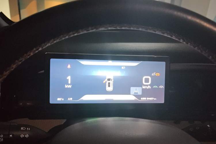 Used BYD Song Pro New Energy 2023 Champion Edition DM-i 110KM Beyond Model Instrument Cluster