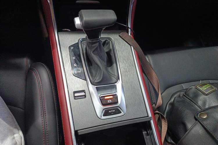 Used CHANGAN CS75 2022 Blue Whale Edition 1.5T DCT Luxury Model
