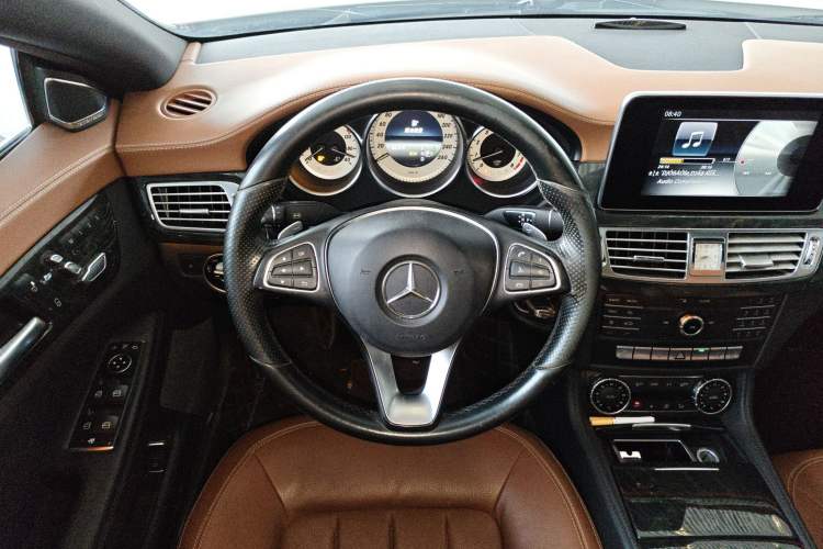 Used Mercedes-Benz CLS 2016 CLS 320 Elegant Edition Steering Wheel