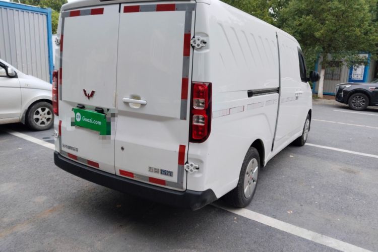 Used Wuling Yangguang 2024 300km Comfort Version with Sealed Windows 60kW
