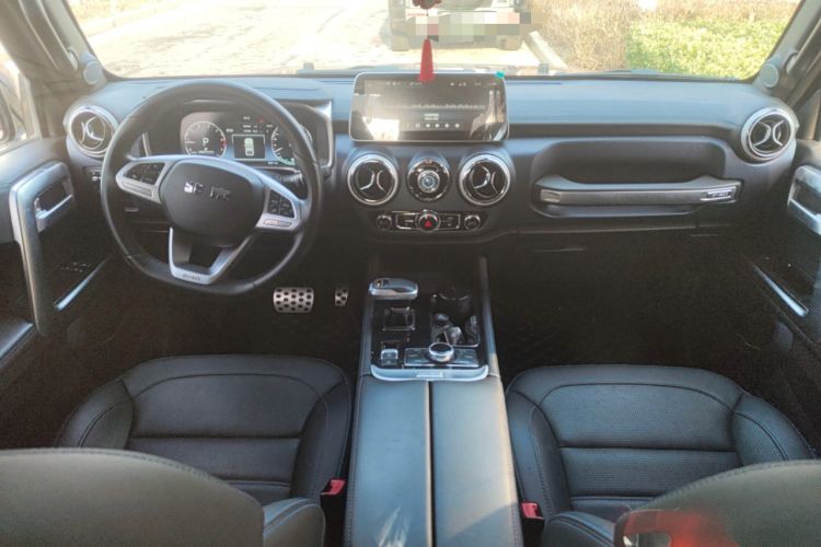 Used BAIC Off-Road F40 2021 2.0T Automatic Cube Edition Center Console