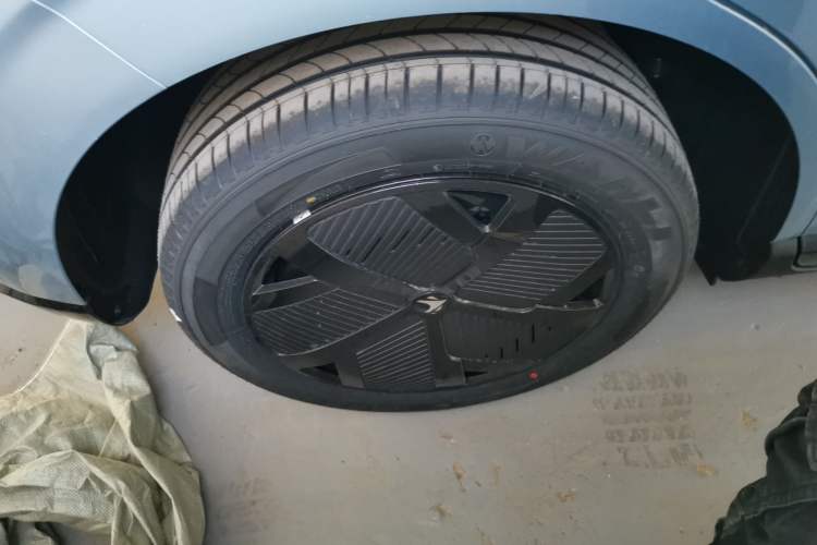 Used ARCFOX T1 2025 Model 425 PRO