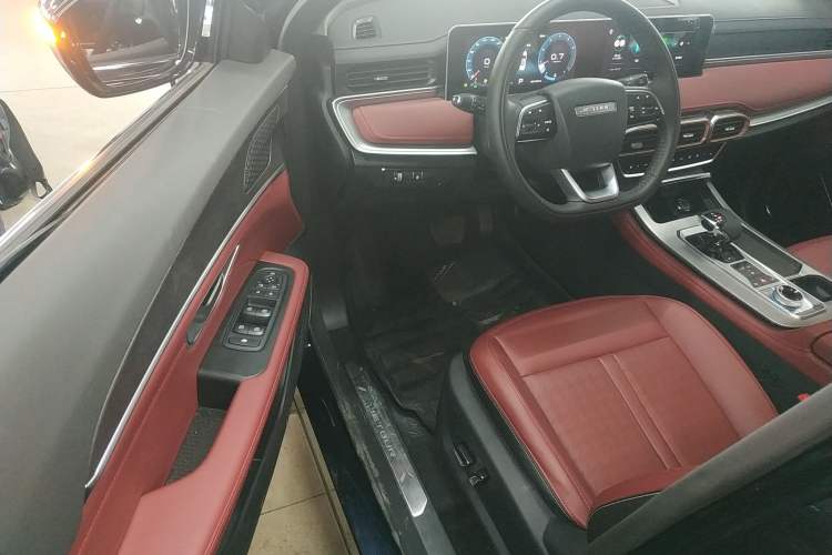 Used JETOUR X70 PLUS 2025 Champion Edition 1.5T DCT Champion PRO 5-Seater Interior 3