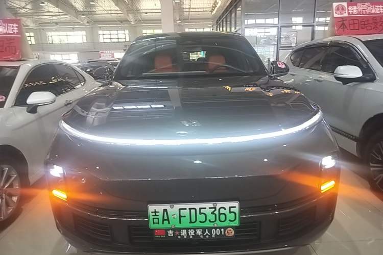 Used Li Auto L8 2023 Pro Model
