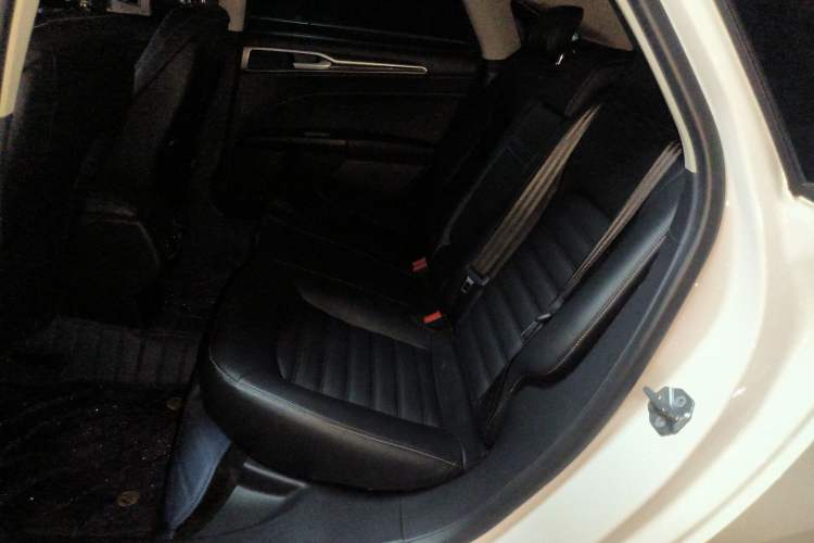 Used Ford Mondeo 2020 EcoBoost 180 Stylish Model
