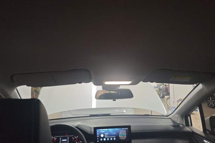 Used Wuling Jiachen 2022 1.5T CVT Smart Luxury Version
