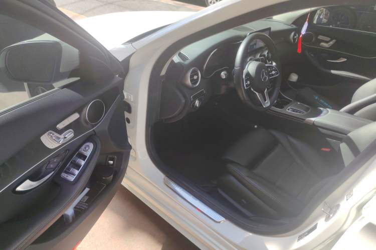 Used Mercedes-Benz C-Class 2020 Facelifted C 260 Estate
