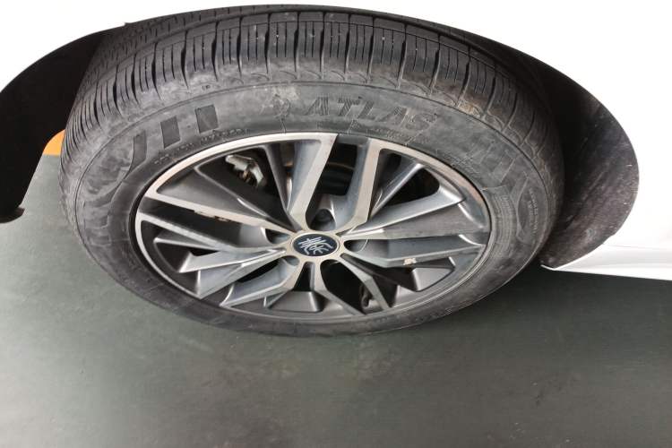 Used BYD Qin PLUS 2023 Champion Edition EV 510KM Leading Model
