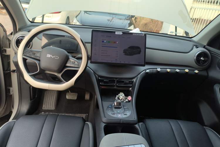 Used BYD Sealion 05 DM-i 2025 DM-i 115KM Flagship Model Audio And AC Panel