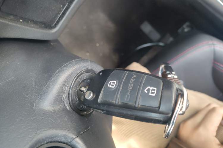 Used Chery Tiggo 3 2015 1.6L CVT ZhiShang Commemorative Edition