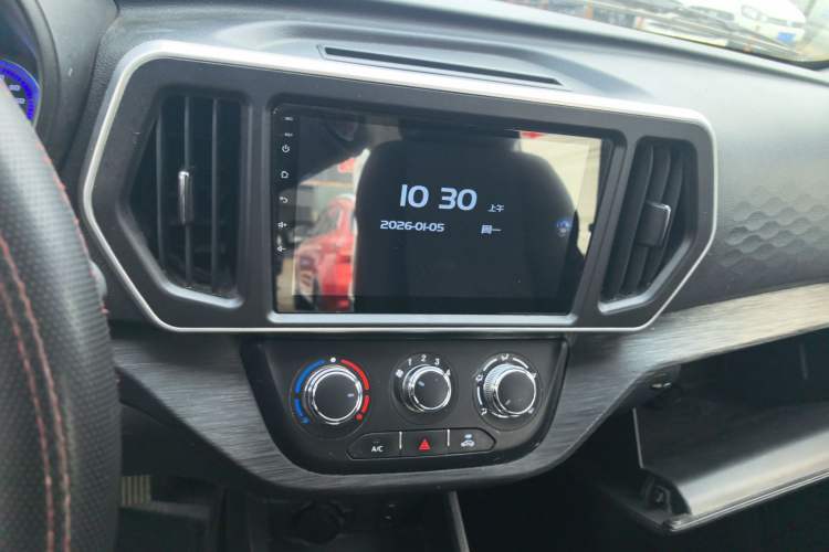 Used Chana Ruixing EM80 2025 Cargo Version Standard 2-Seater 300 km Side-Hinged Doors
