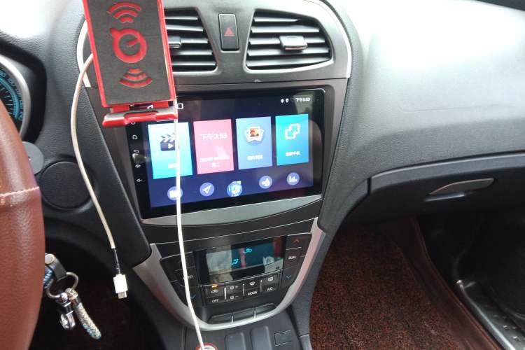 Used GAC Trumpchi GS5 2012 2.0L Manual Two-Wheel Drive Comfort Edition