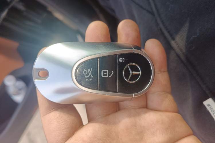 Used Mercedes-Benz S-Class 2021 S 450 L 4MATIC Vehicle Key