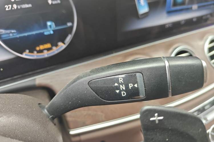 Used Mercedes-Benz E-Class 2019 E 300 L Stylish Model
