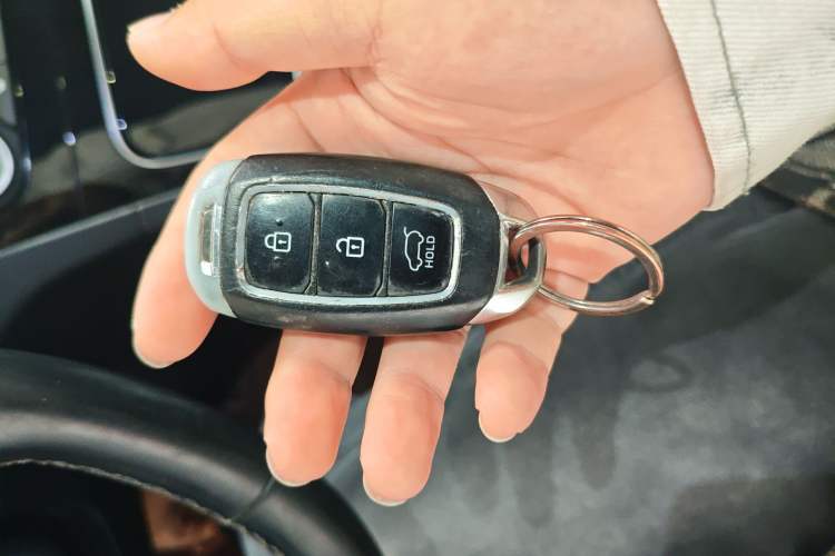 Used Hyundai Santa Fe 2020 380 TGDi Automatic Two-Wheel Drive GLS Luxury Edition Vehicle Key