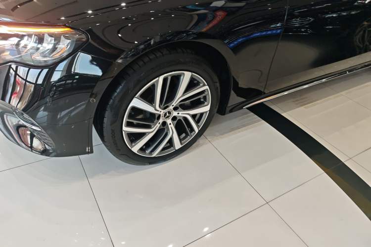 Used Mercedes-Benz E-Class 2025 E 300 L Stylish Model