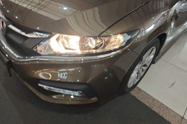 Used Honda Jade 2017 1.8L automatic Comfort version 5 seats