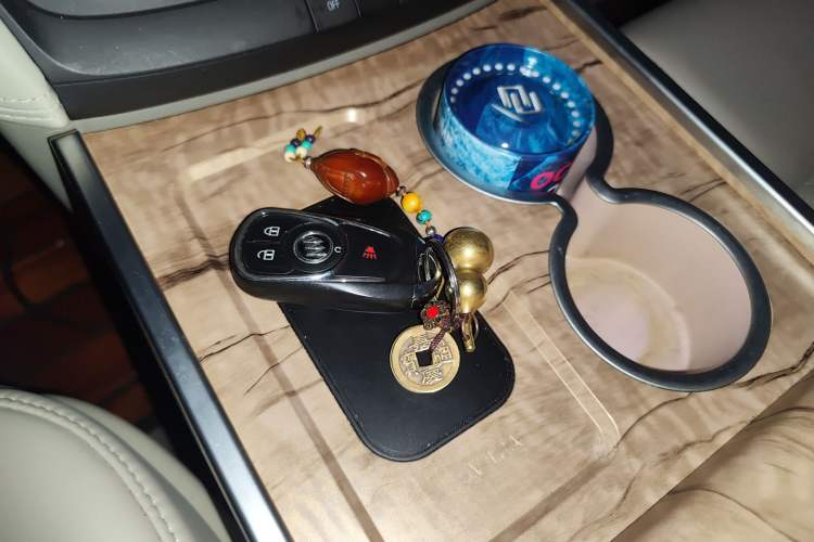 Used Buick GL8 2018 ES 28T Comfort Model China VI Standard