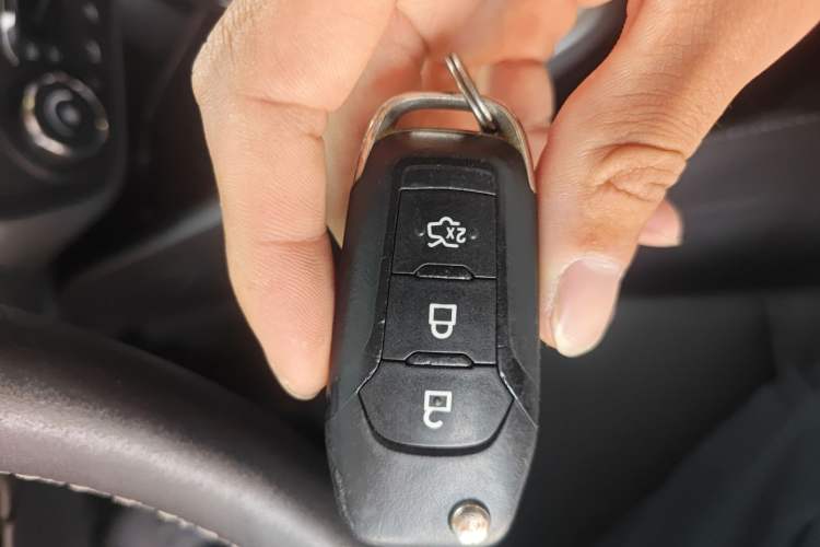 Used Ford Escort 2017 Happiness Edition 1.5L Automatic Fashion Version
