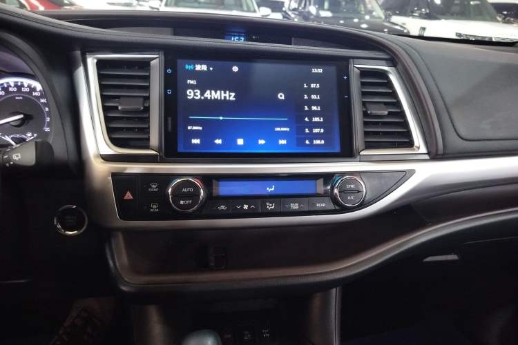 Used Toyota Highlander 2021 2.0T Four-Wheel Drive Luxury Edition 7 Seats
