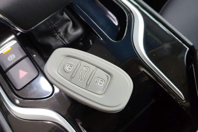 Used Hongqi E-QM5 2024 610 km PLUS
