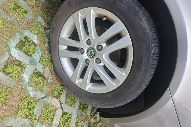 Used Skoda Octavia 2013 1.6L Automatic Yijun Edition