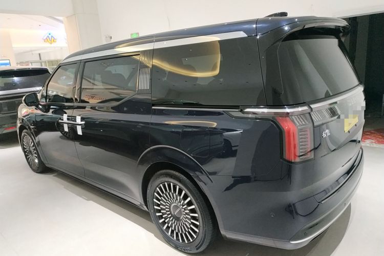 Used Zeekr 009 2022 WE Edition
