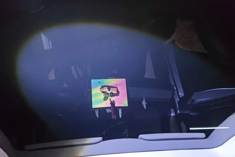 Used Tesla Model Y 2023 Rear-Wheel-Drive Version Headliner